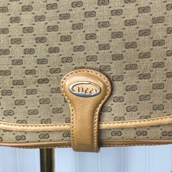 GUCCI GG Monogram Leather Canvas Single Flap Saddle Crossbody Shoulder Bag 21cm - Picture 5 of 17